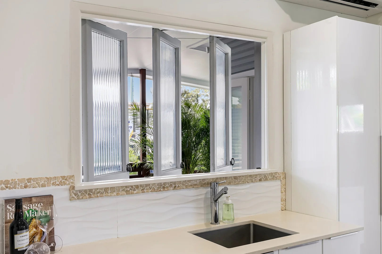 Additional image 9 of 40 Paradise Avenue, Miami QLD 4220