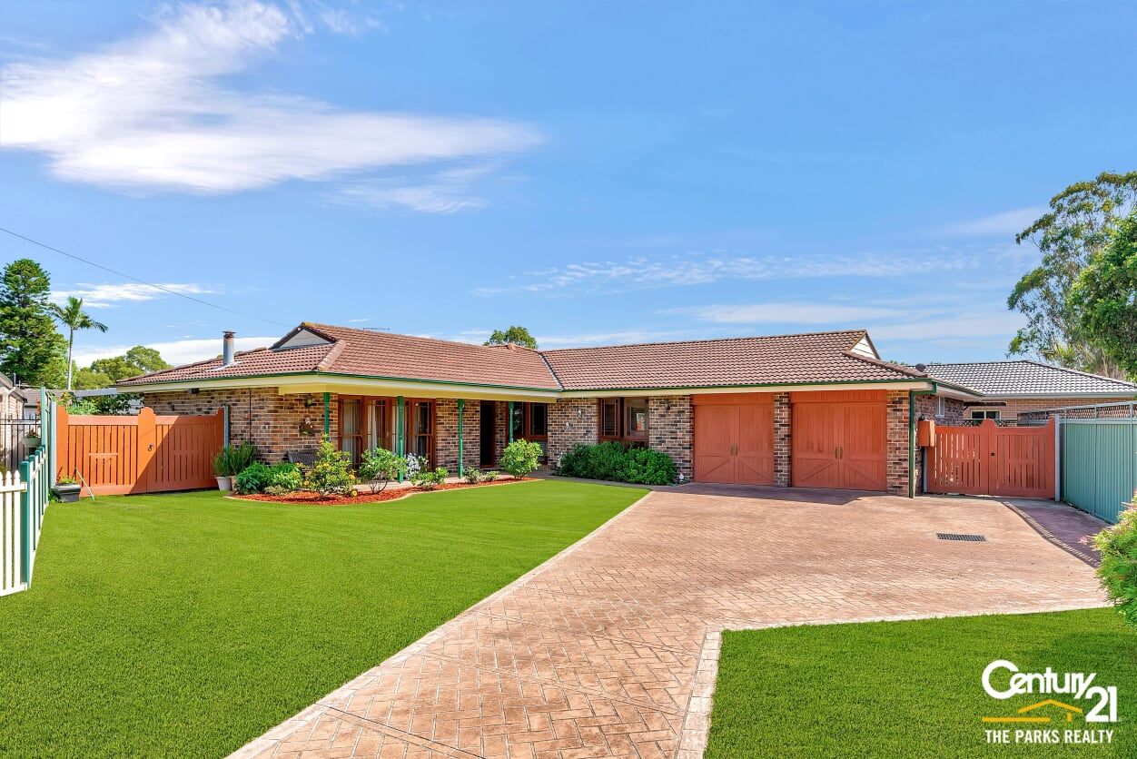 19 Donahue Close, Prairiewood NSW 2176, Image 0