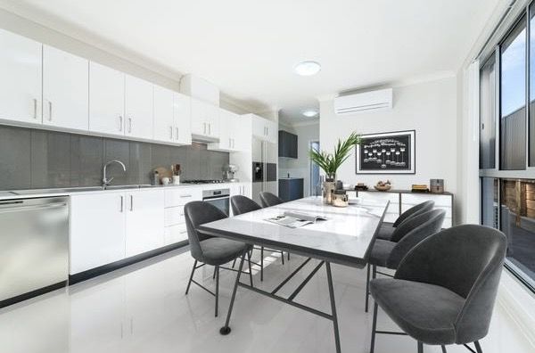 1 bedrooms Villa in 34E Station Street SCHOFIELDS NSW, 2762