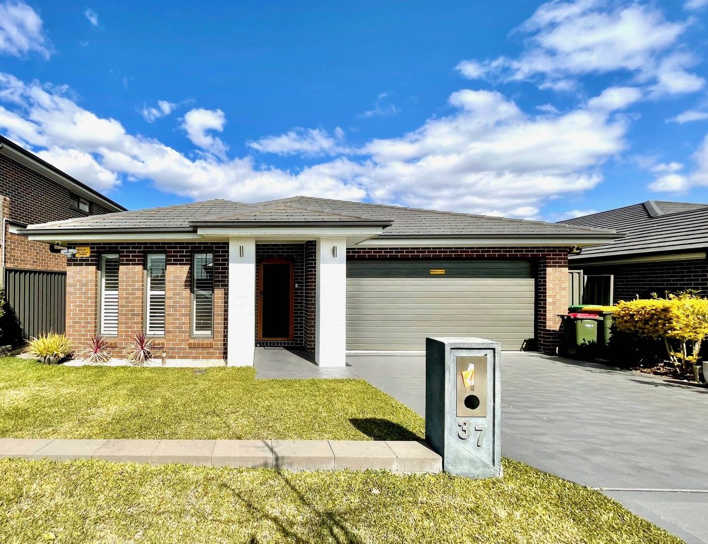 4 bedrooms House in 37 Aqueduct Street LEPPINGTON NSW, 2179