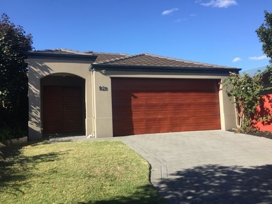 4 bedrooms House in 92B Riseley Street ARDROSS WA, 6153