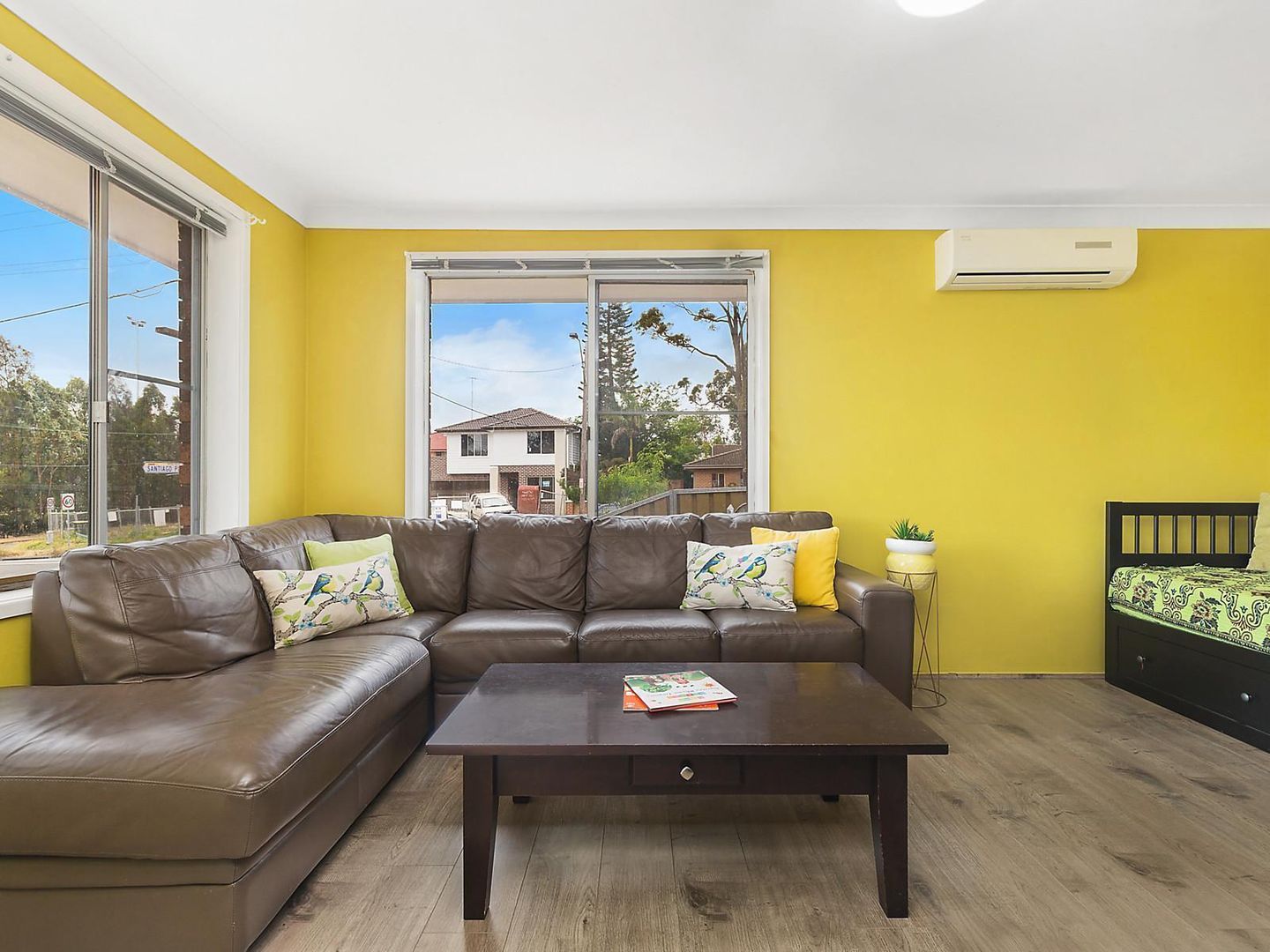 1 Santiago Place, Seven Hills NSW 2147, Image 1