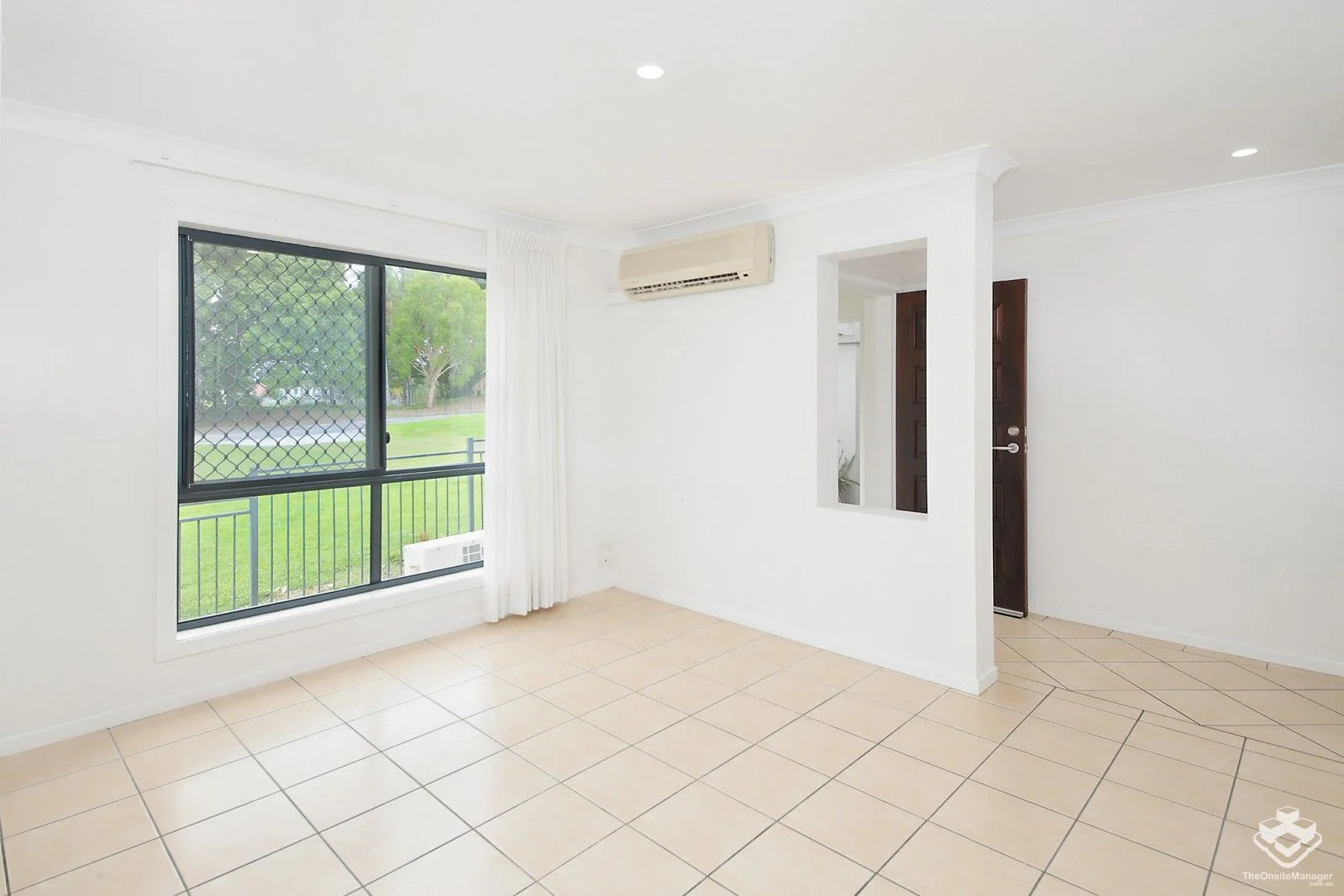 Additional image 6 of ID:21156661/85 Palm Meadows Drive, Carrara QLD 4211