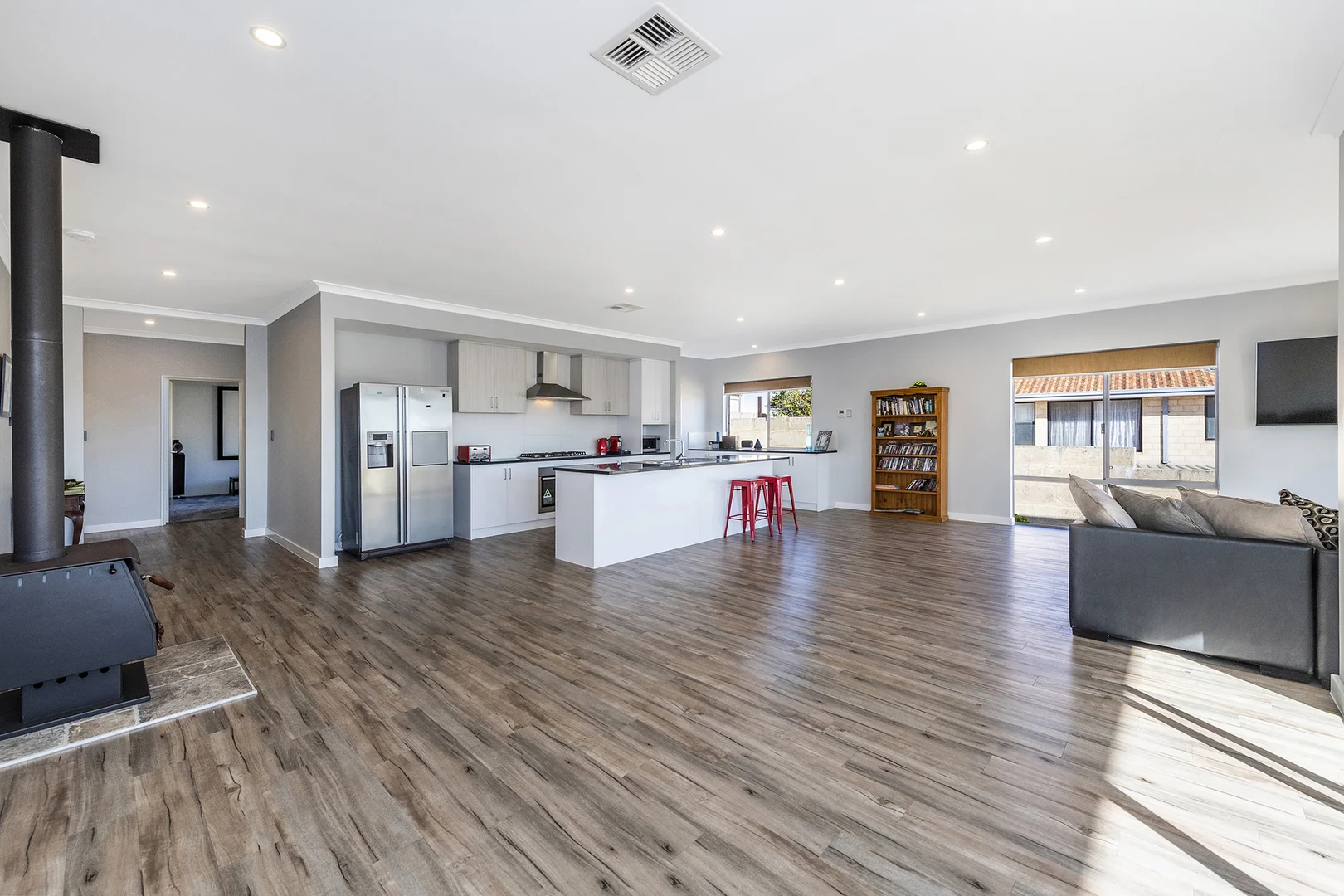 Additional image 7 of 26 Belinda Loop, Dawesville WA 6211