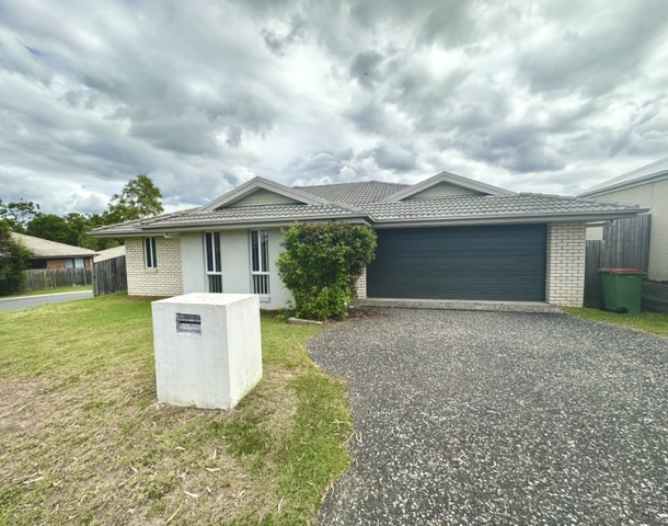 7 Geraldton Street, Springfield Lakes QLD 4300