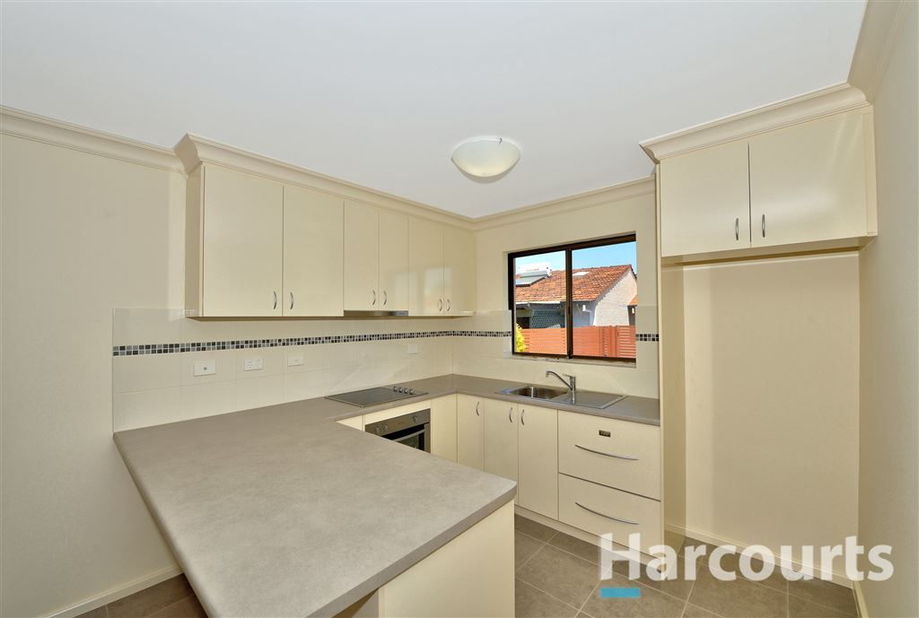 6/10 Hungerford Avenue, Halls Head WA 6210, Image 1