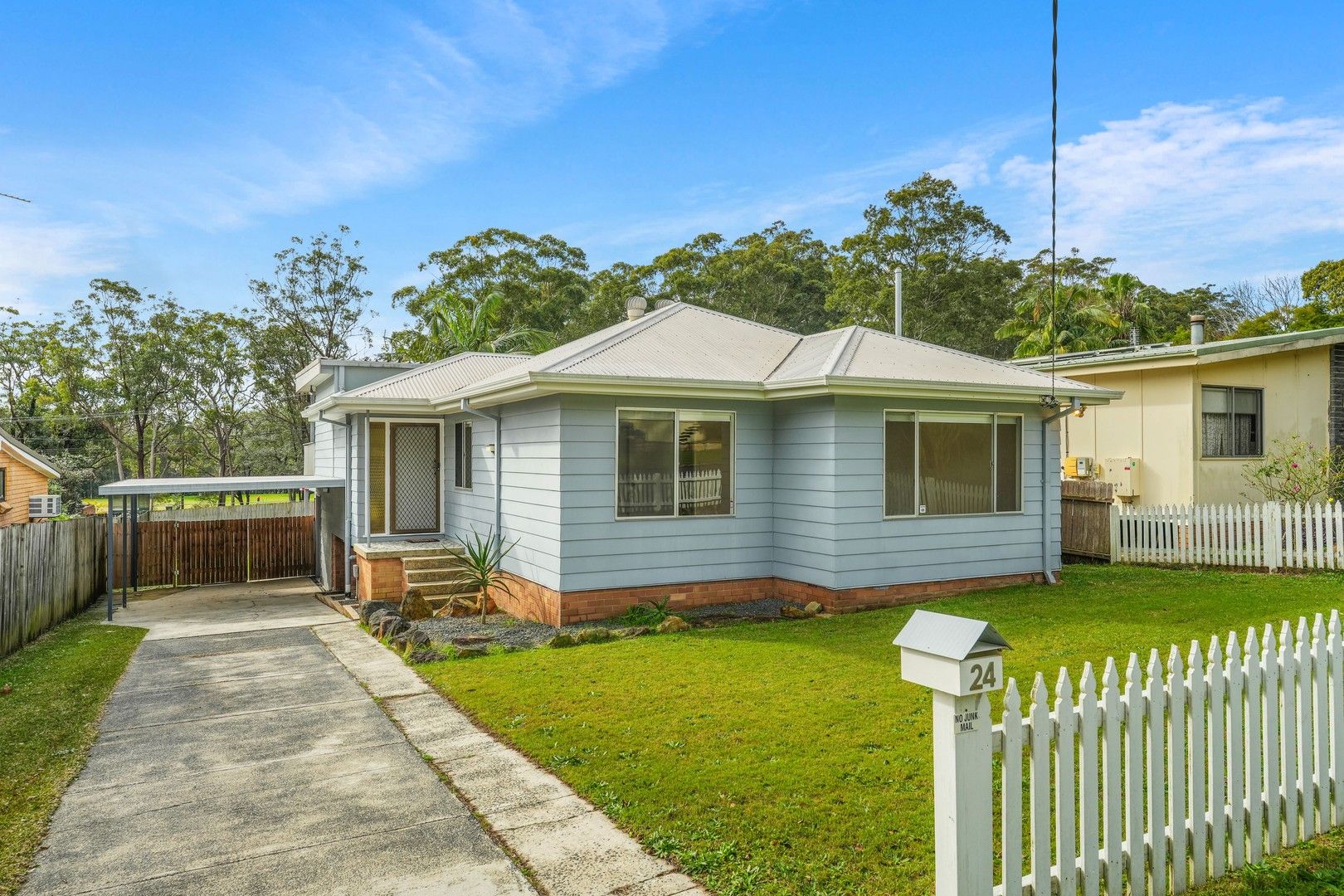 24 Grace Avenue, Point Clare NSW 2250 House For Rent Domain