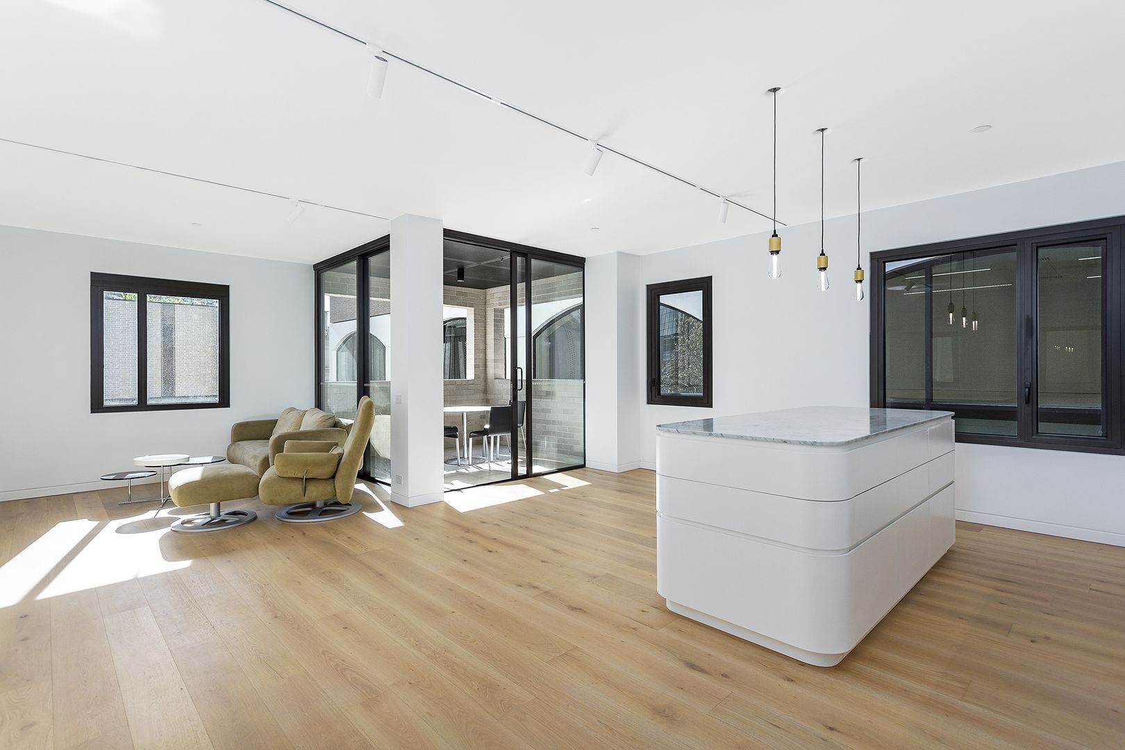 2 bedrooms Apartment / Unit / Flat in 401/18 Loftus Street SYDNEY NSW, 2000