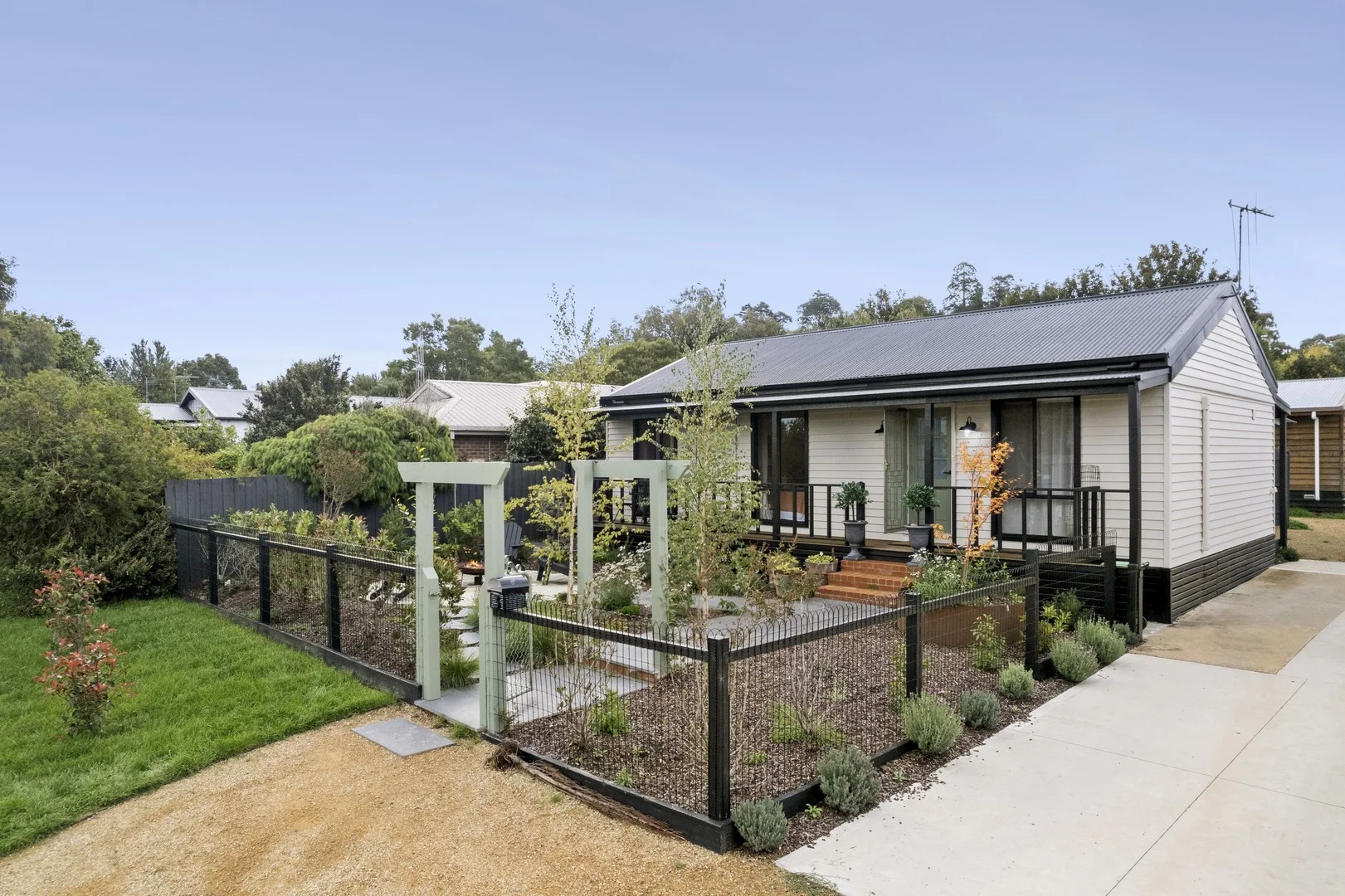 3 Stanbridge Street, Daylesford VIC 3460