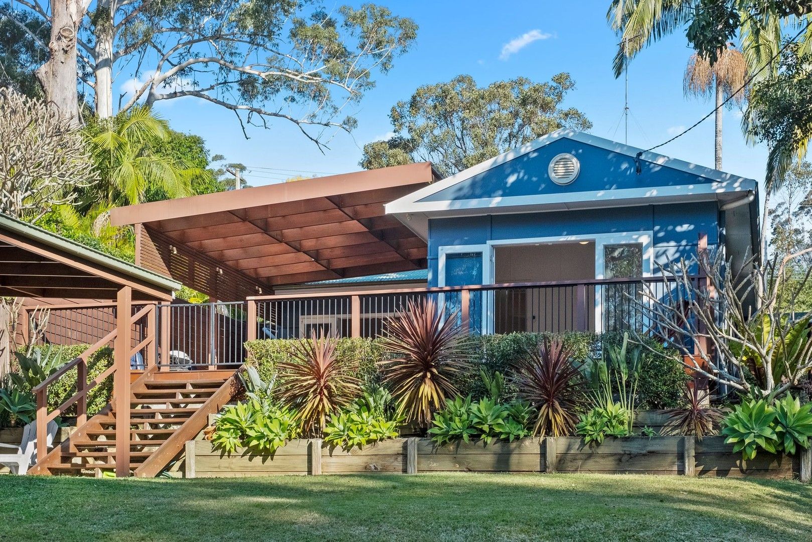 6 Lakeside Drive, Macmasters Beach NSW 2251, Image 0