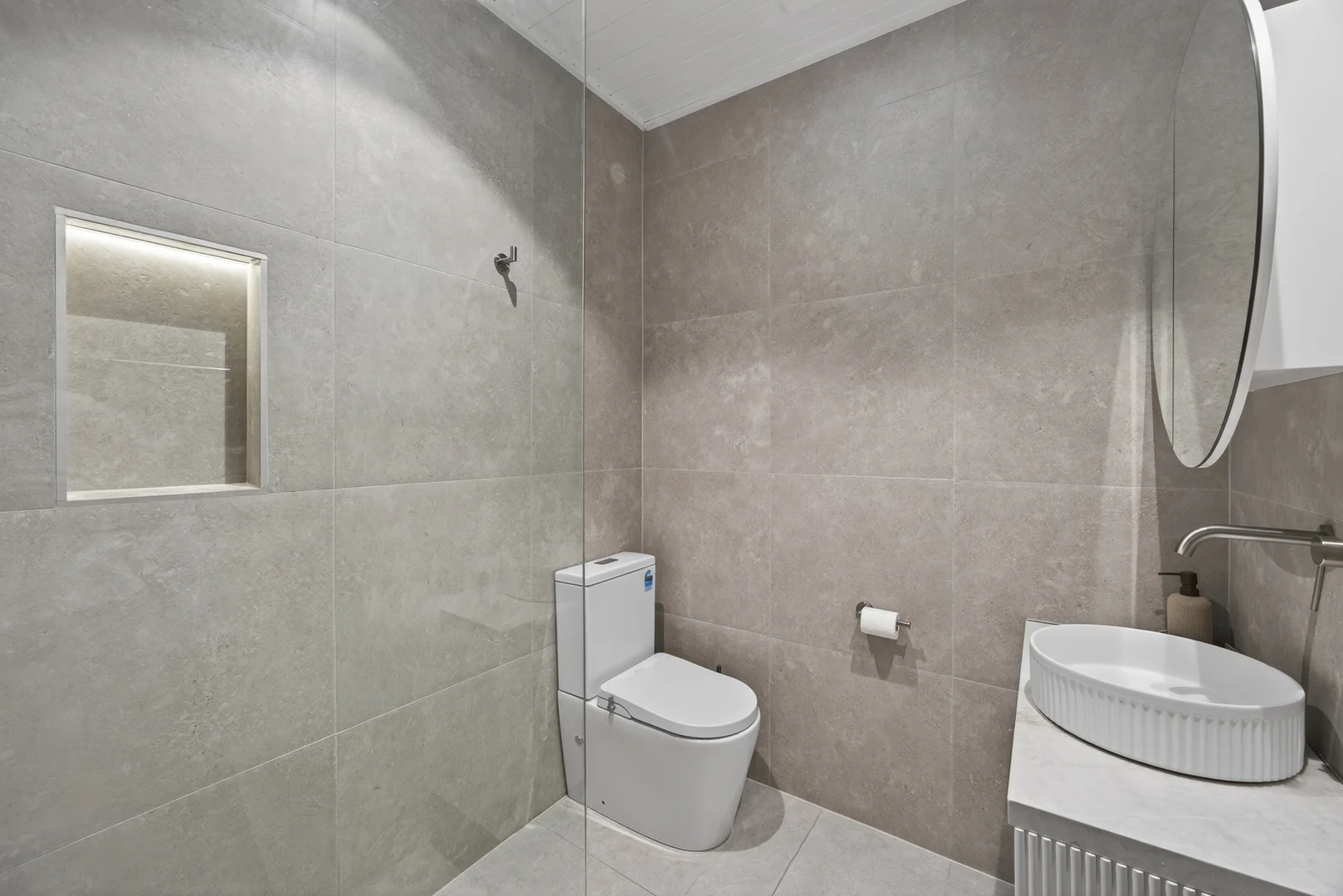 Image 9
