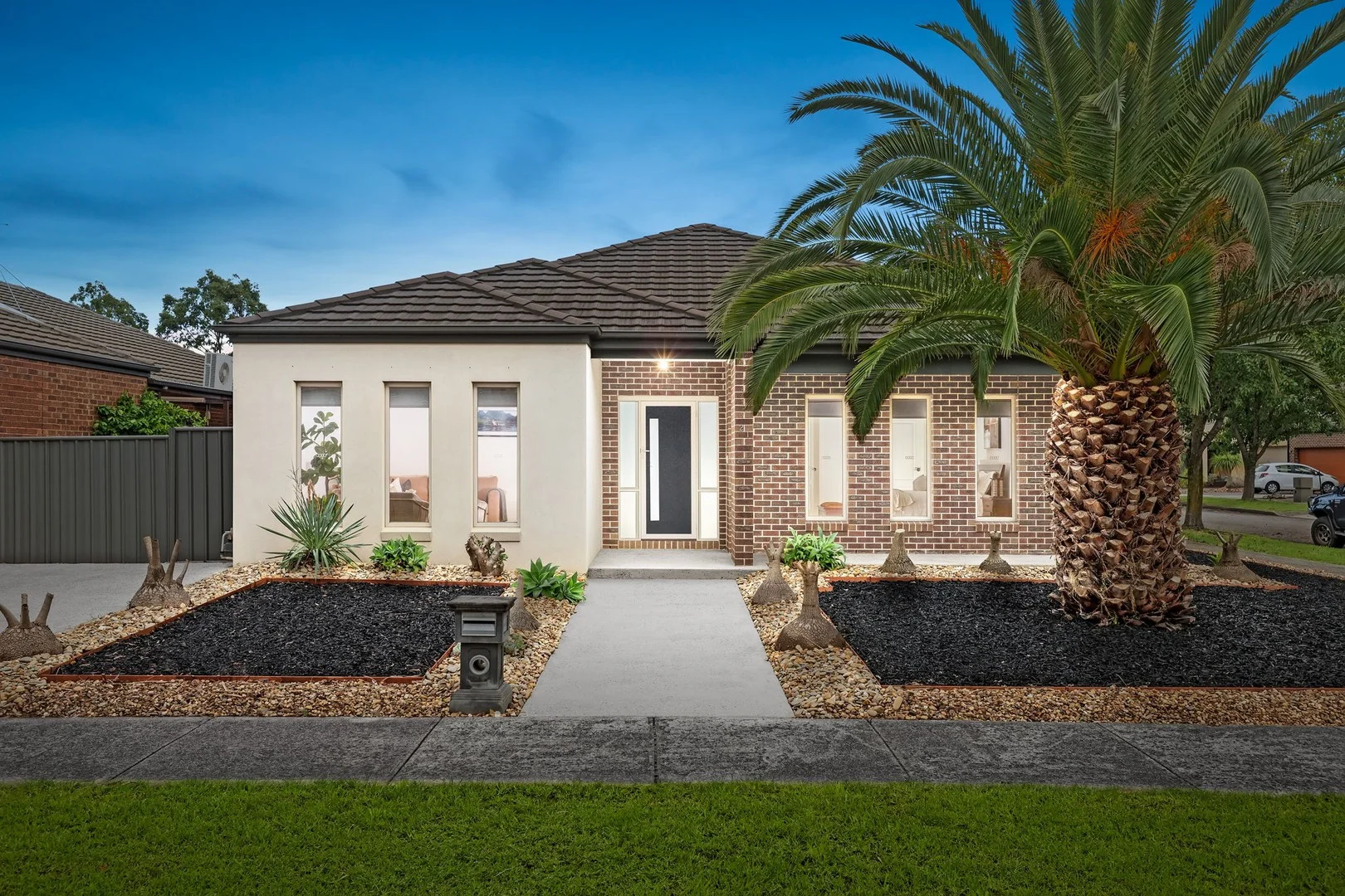 21 Grampians Drive, South Morang VIC 3752