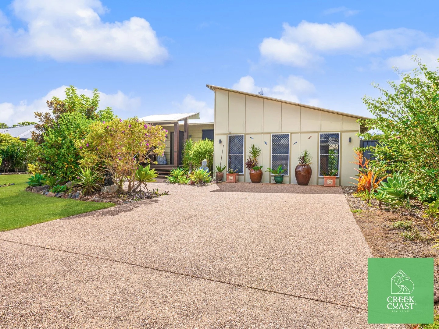 11 Lomandra Avenue, Cooloola Cove QLD 4580