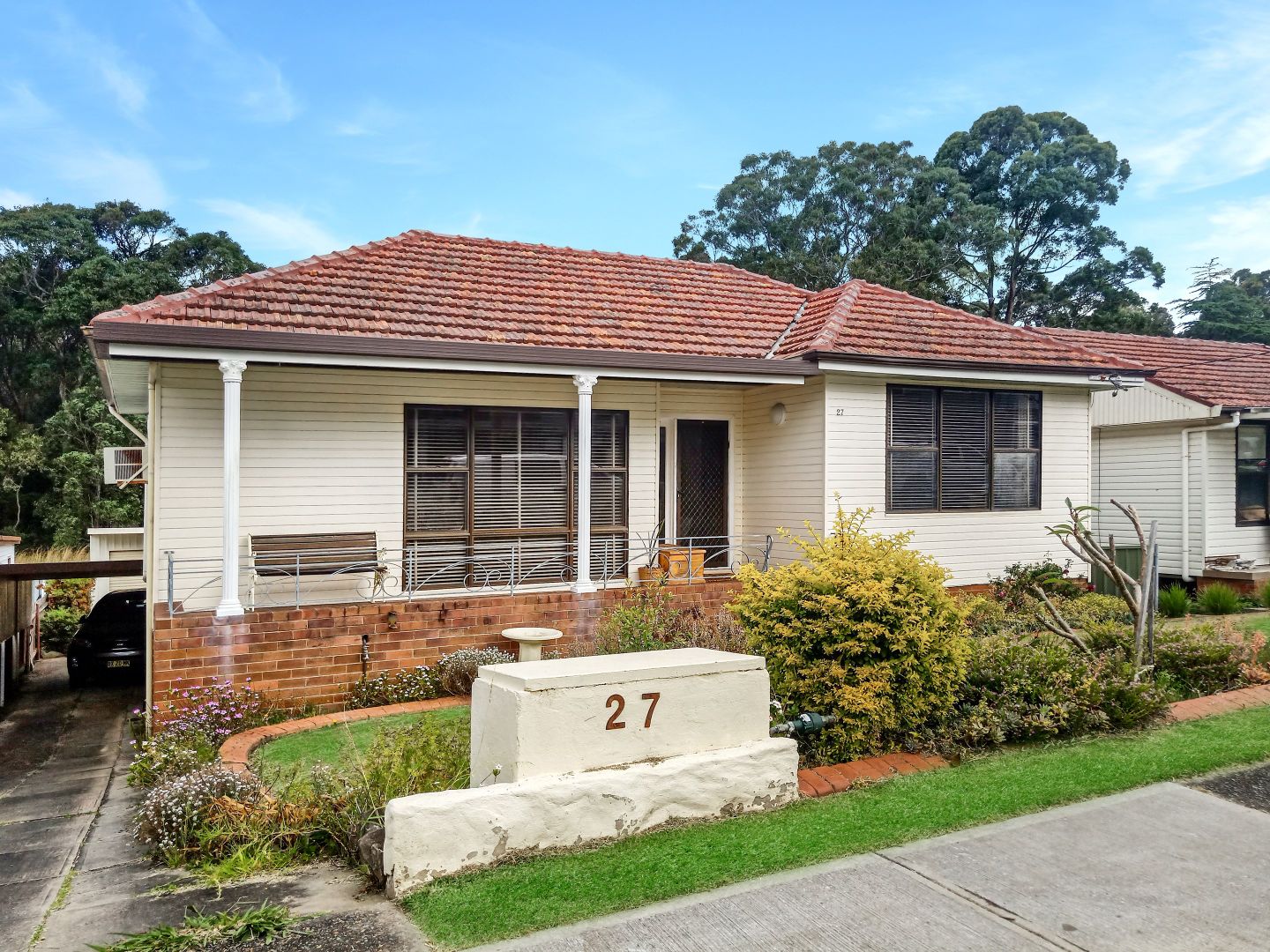 Property Report For 27 Grayson Avenue Kotara Nsw 2289