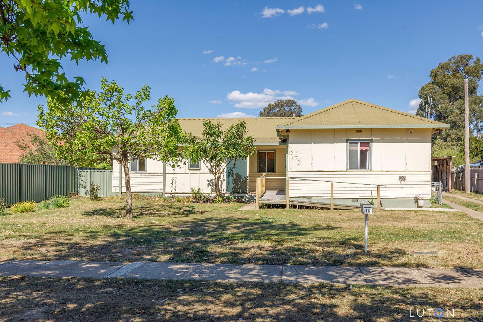 16 Angas Street, Ainslie ACT 2602, Image 0