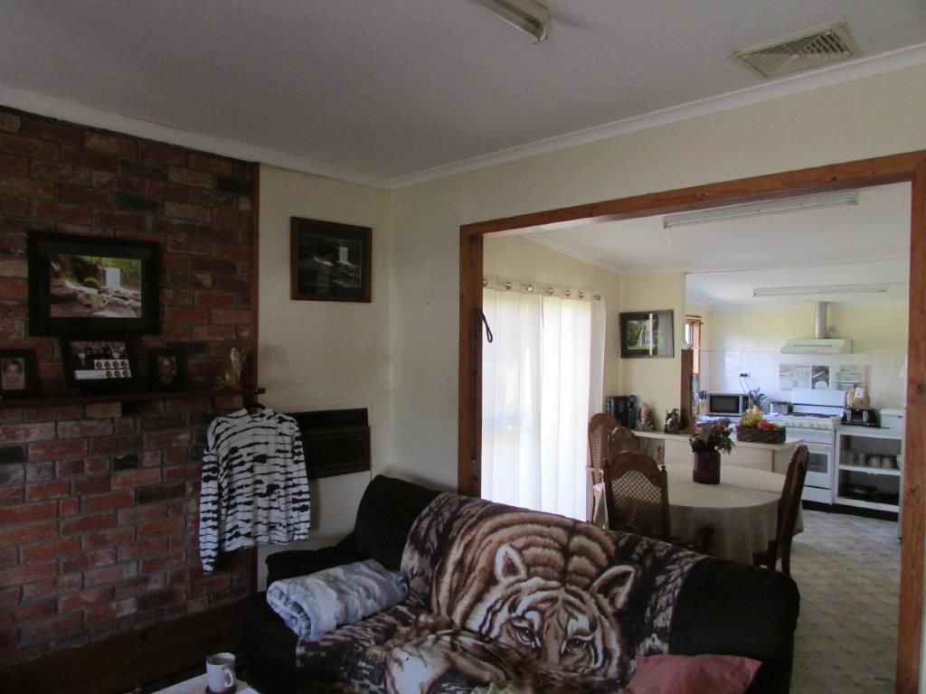 11 Victoria Street, Dimboola VIC 3414, Image 2