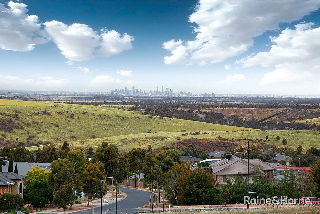 Vacant land in 181 Belleview Drive, SUNBURY VIC, 3429