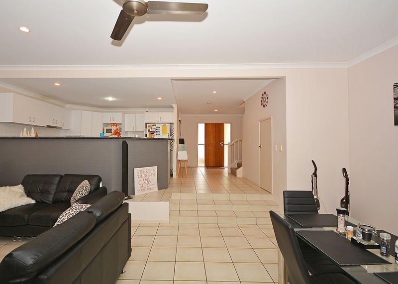 26
/ 30 East St, Scarness QLD 4655, Image 2