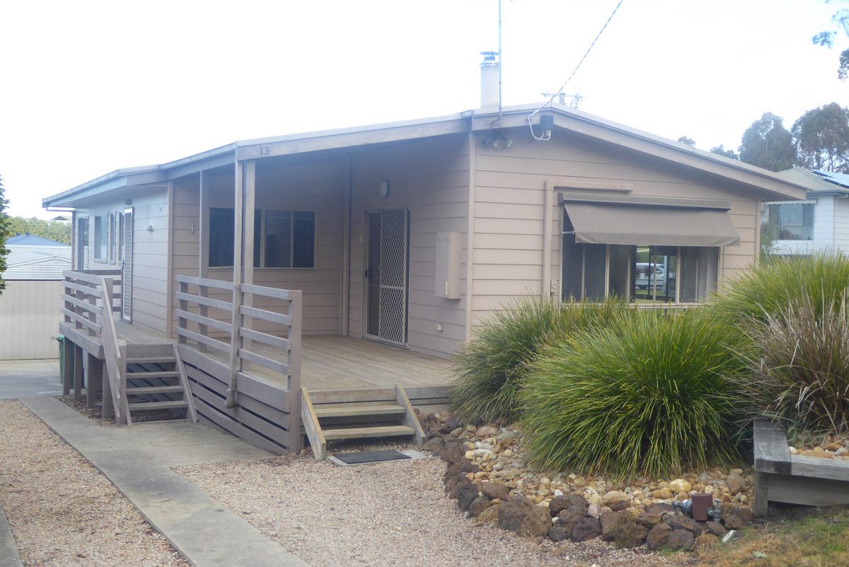 13 Bassett Road, Lakes Entrance VIC 3909, Image 0