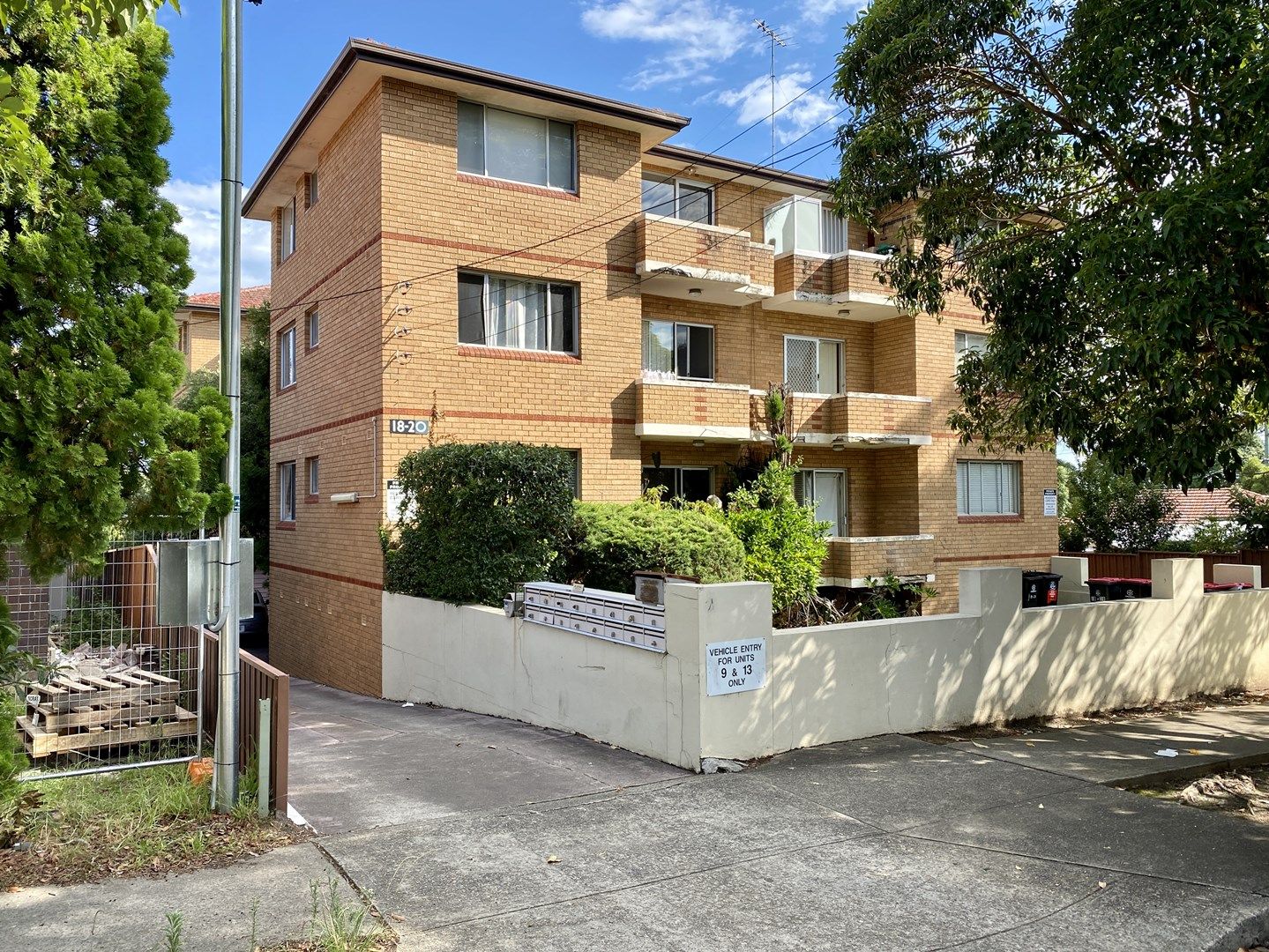 2 bedrooms Apartment / Unit / Flat in 9/18-20 Campbell Street PUNCHBOWL NSW, 2196