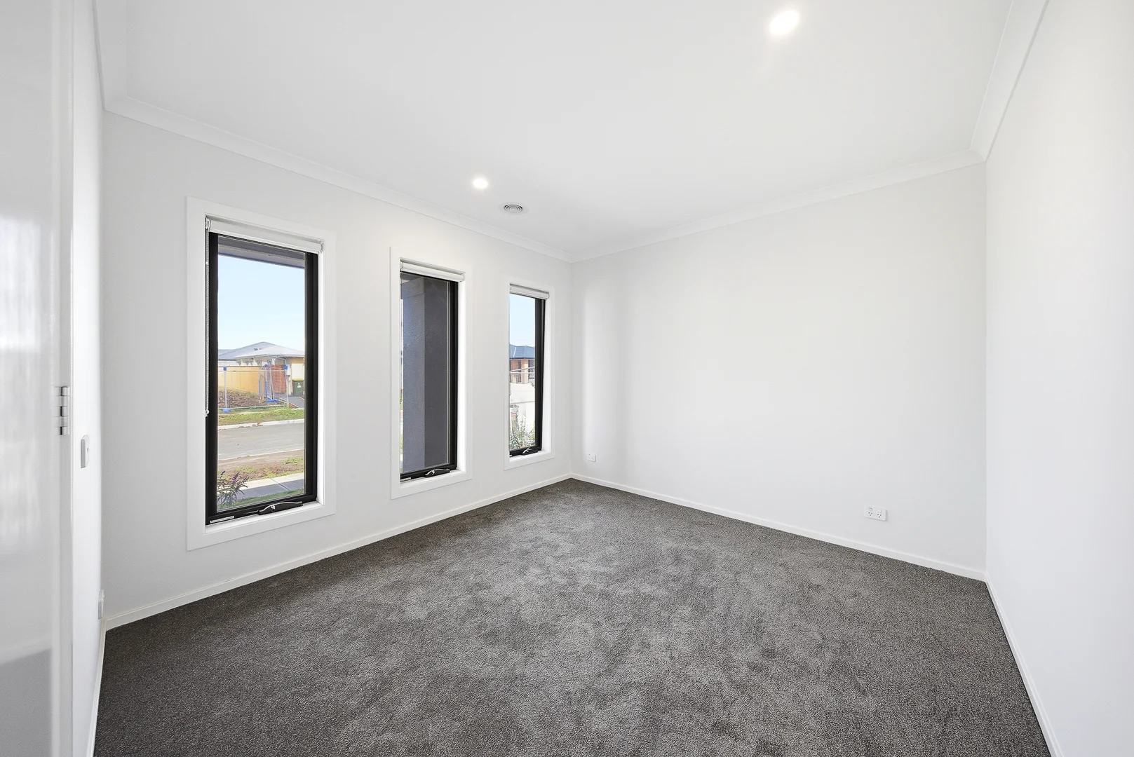Additional image 8 of 15 Redfield Street, Clyde North VIC 3978