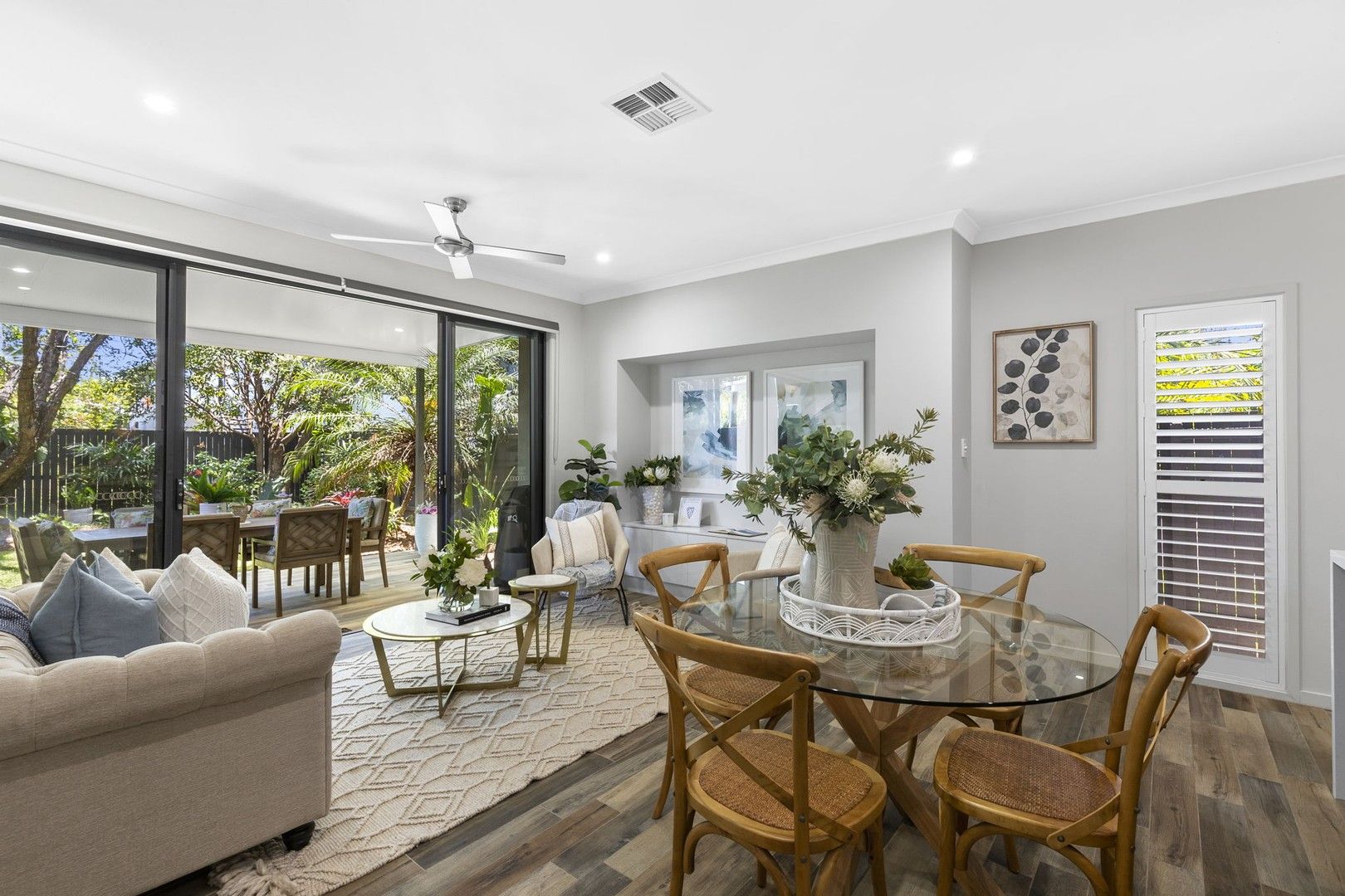 4 bedrooms House in 26A Oxford Street HAMILTON QLD, 4007