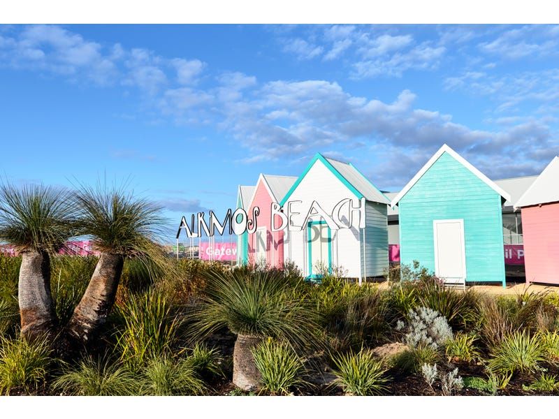 New land in Alkimos Beach, ALKIMOS WA, 6038
