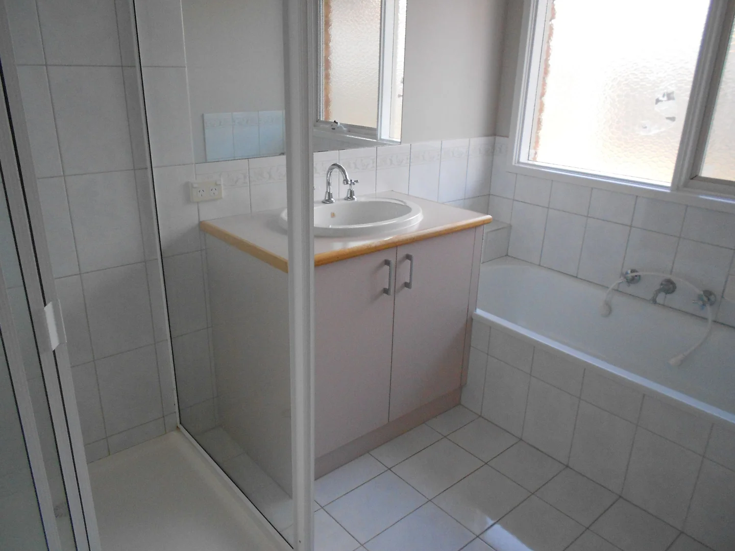 Additional image 11 of 16 Holyhead Dr, Torquay VIC 3228