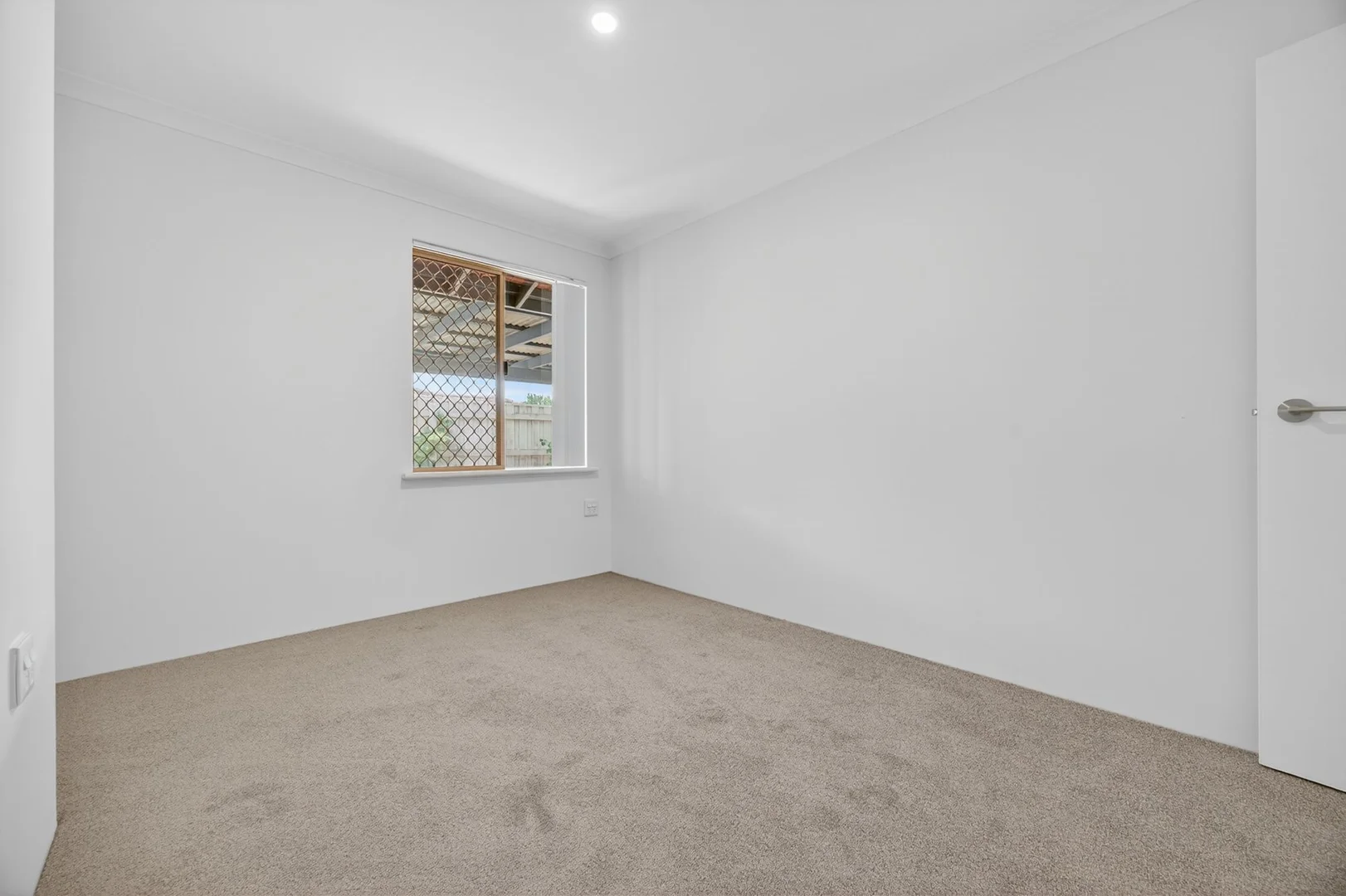 Additional image 7 of 1/39 Elizabeth Street, Cloverdale WA 6105