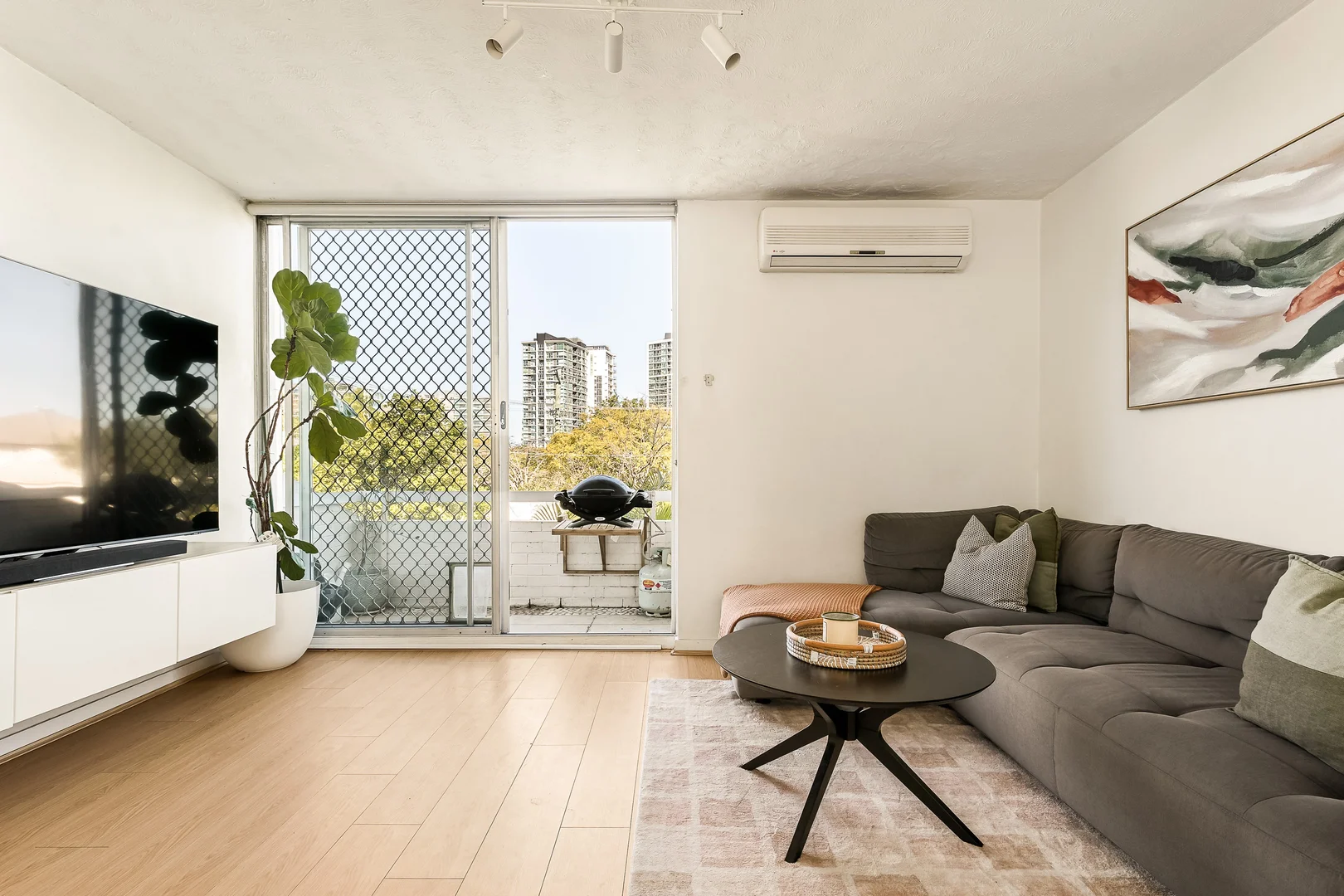 Additional image 5 of 2/26 Seymour Road, Hamilton QLD 4007