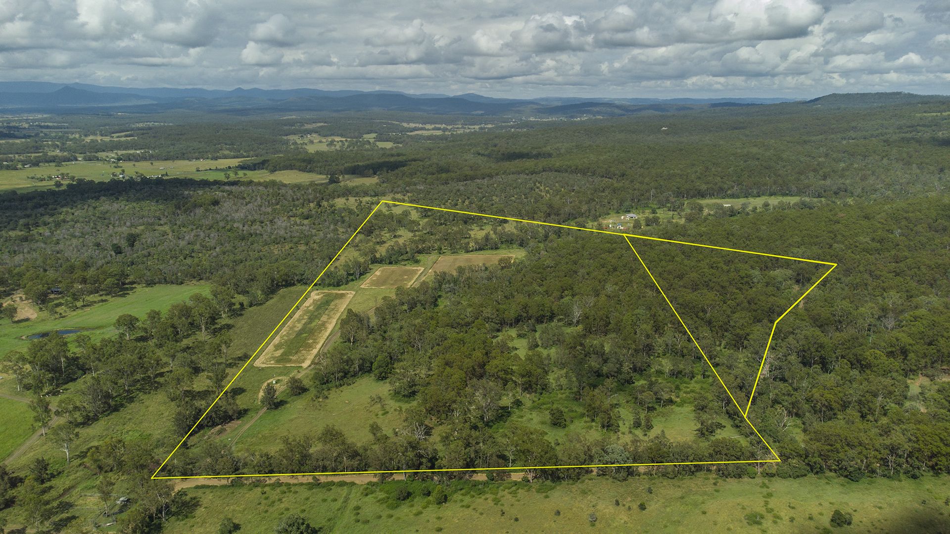 208240 Henderson Road, Calvert Property History & Address Research