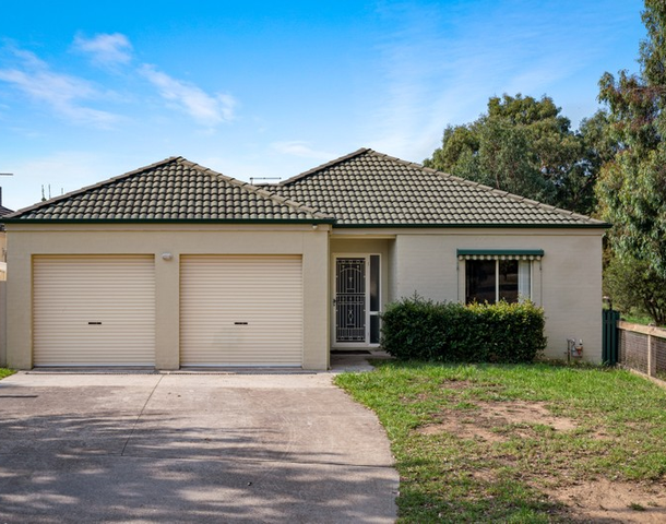 8 Cromer Fairway, West Wodonga VIC 3690