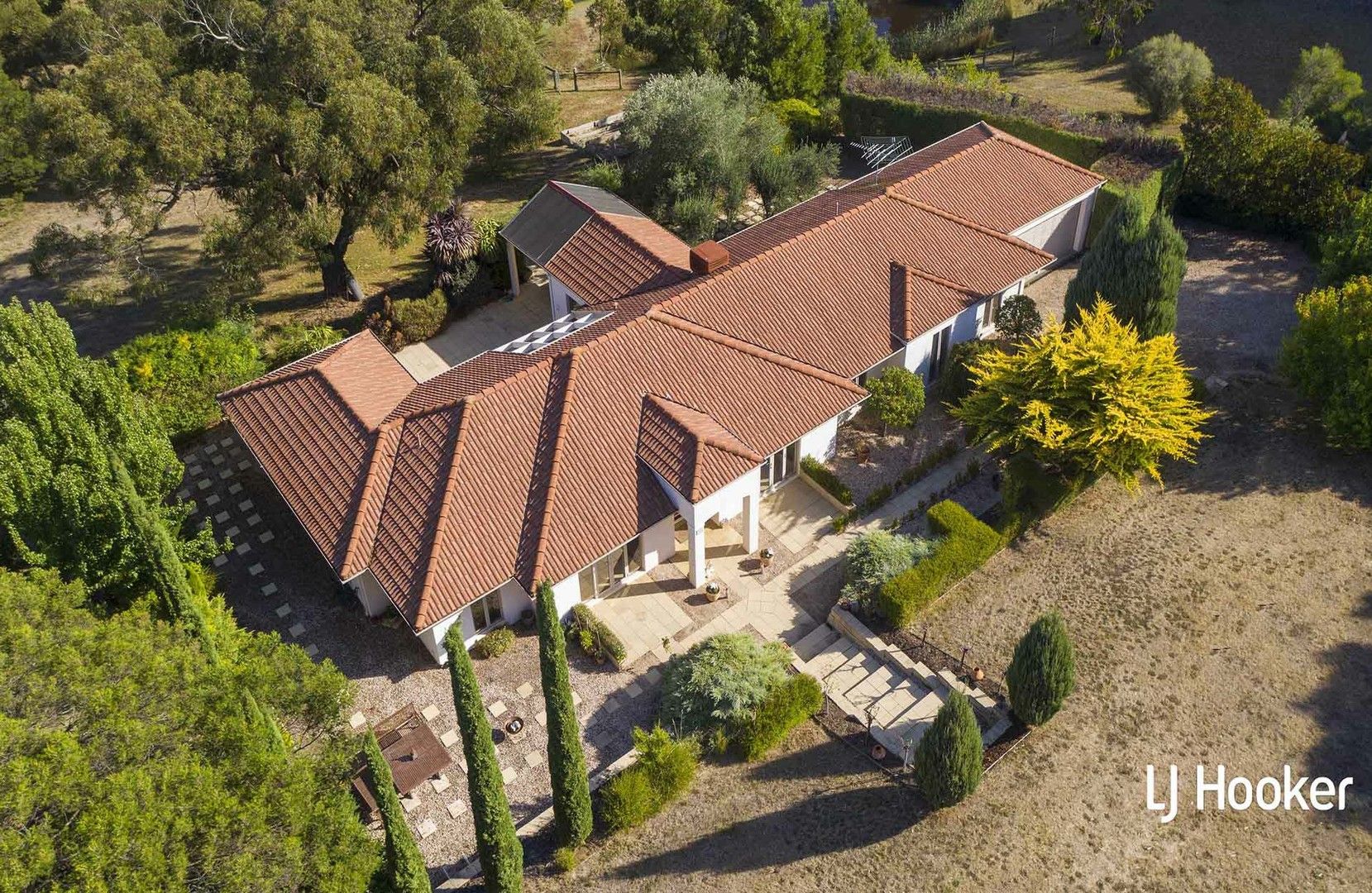 700 Valley Drive, Hidden Valley VIC 3756 House for Sale Domain