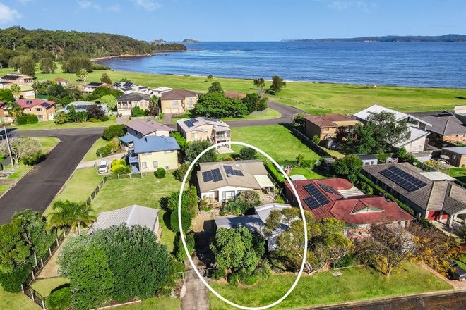 Picture of 33 Belbowrie Parade, MALONEYS BEACH NSW 2536