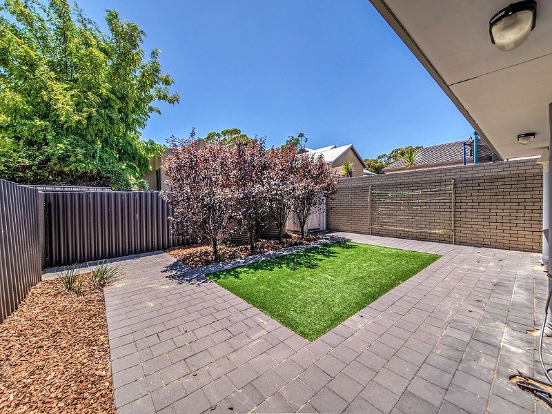 4/18 Davies Road, Claremont WA 6010, Image 2