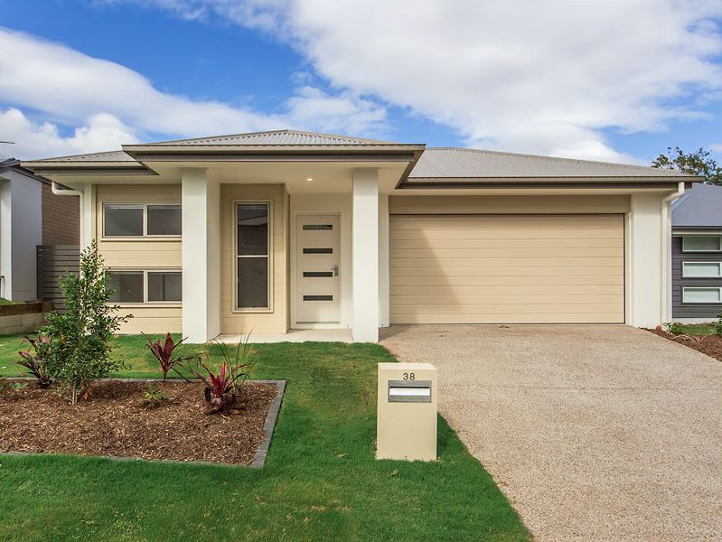 4 bedrooms House in 38 Spica Crescent COOMERA QLD, 4209
