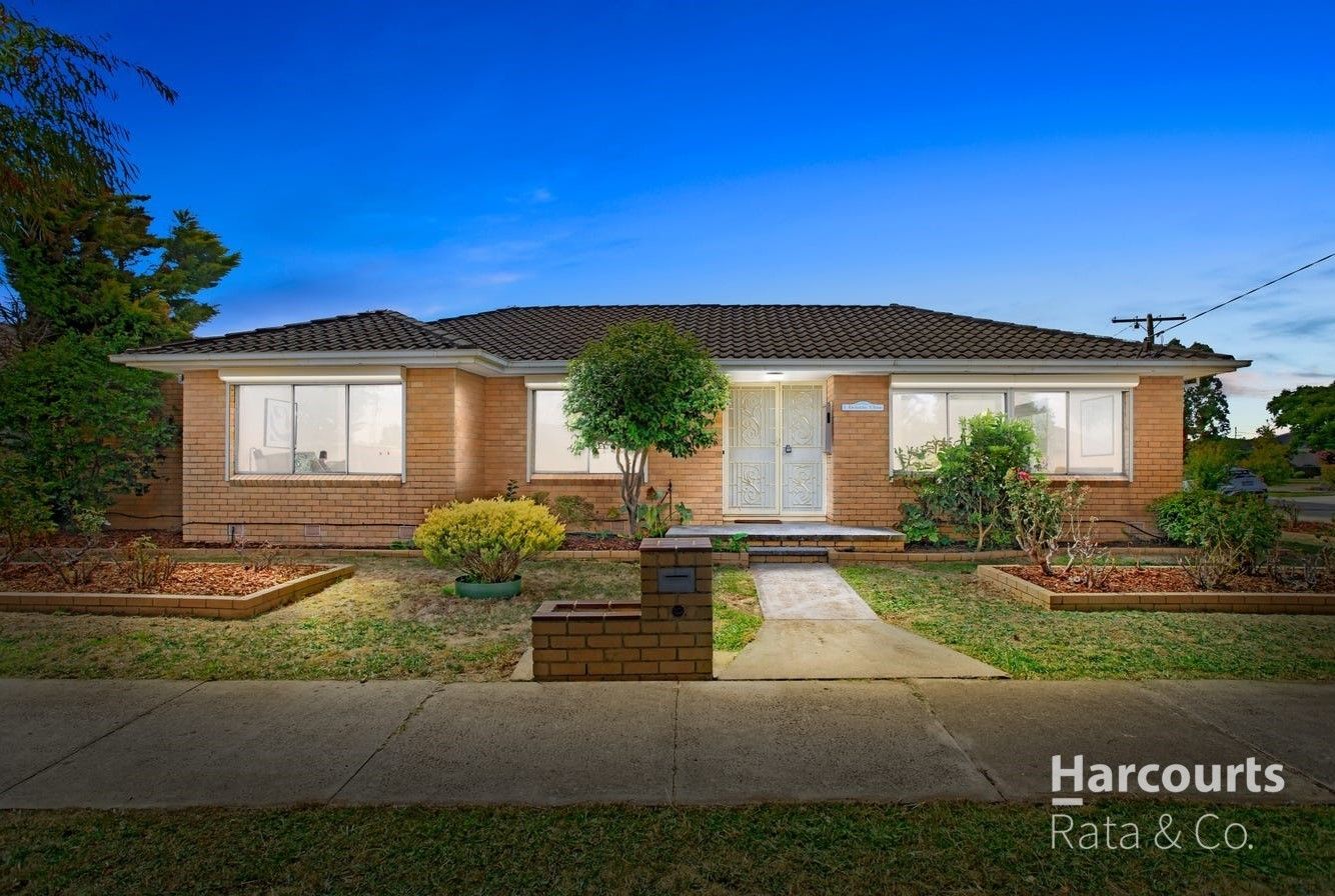 3 bedrooms House in 1 Delatite Close EPPING VIC, 3076