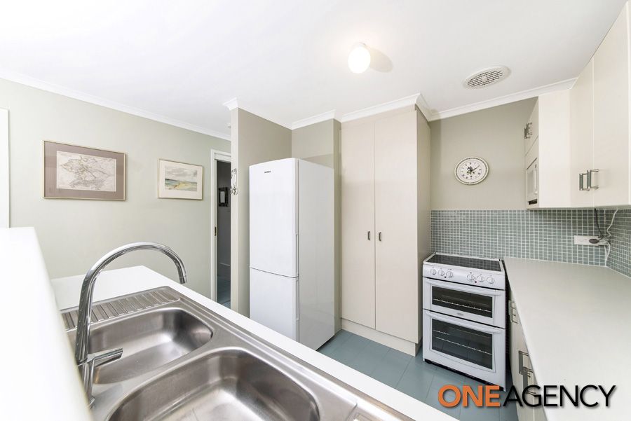 4/15 Mansfield Place, Phillip ACT 2606, Image 2