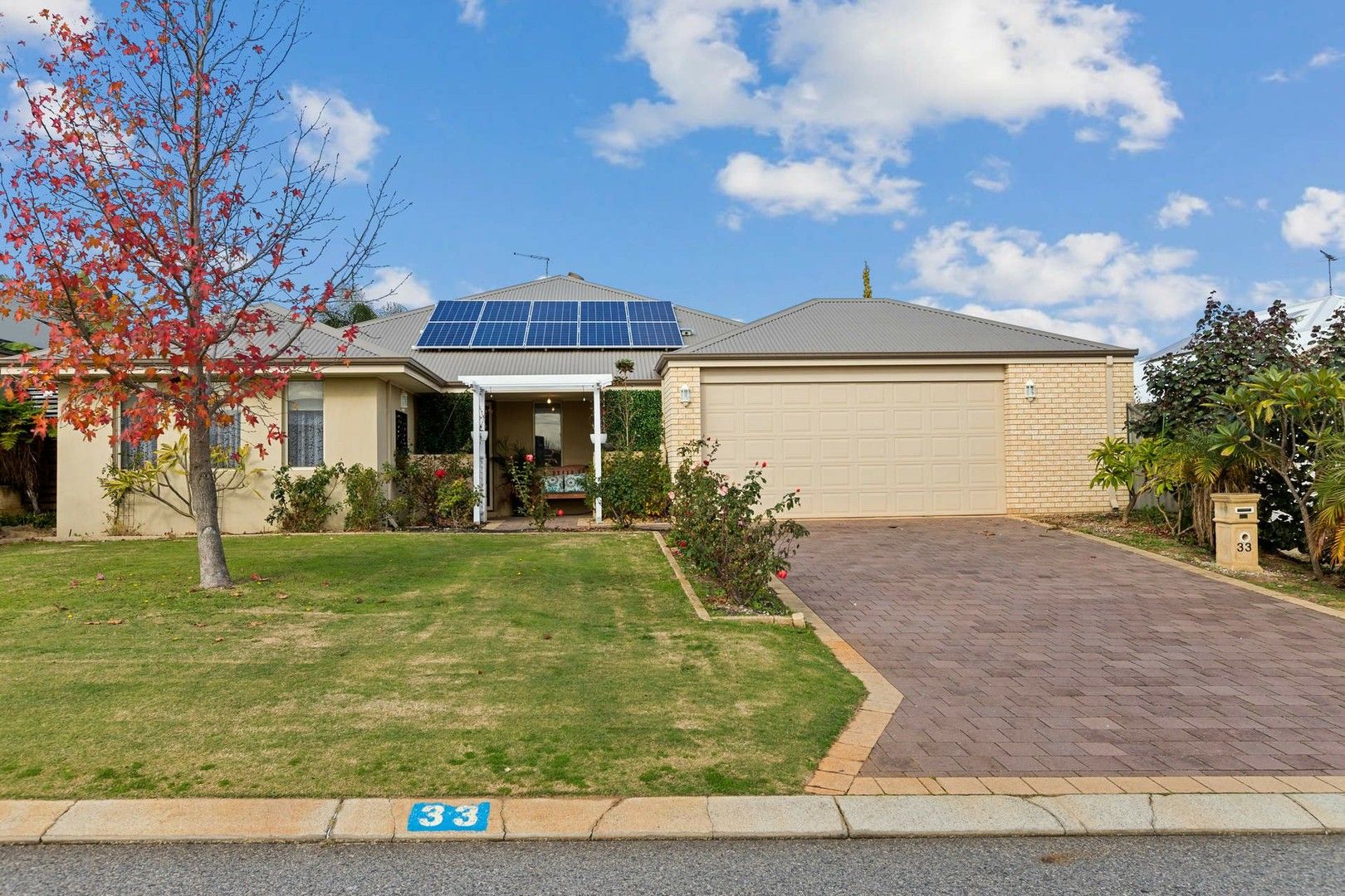 4 bedrooms House in 33 Pemberton Boulevard BALDIVIS WA, 6171