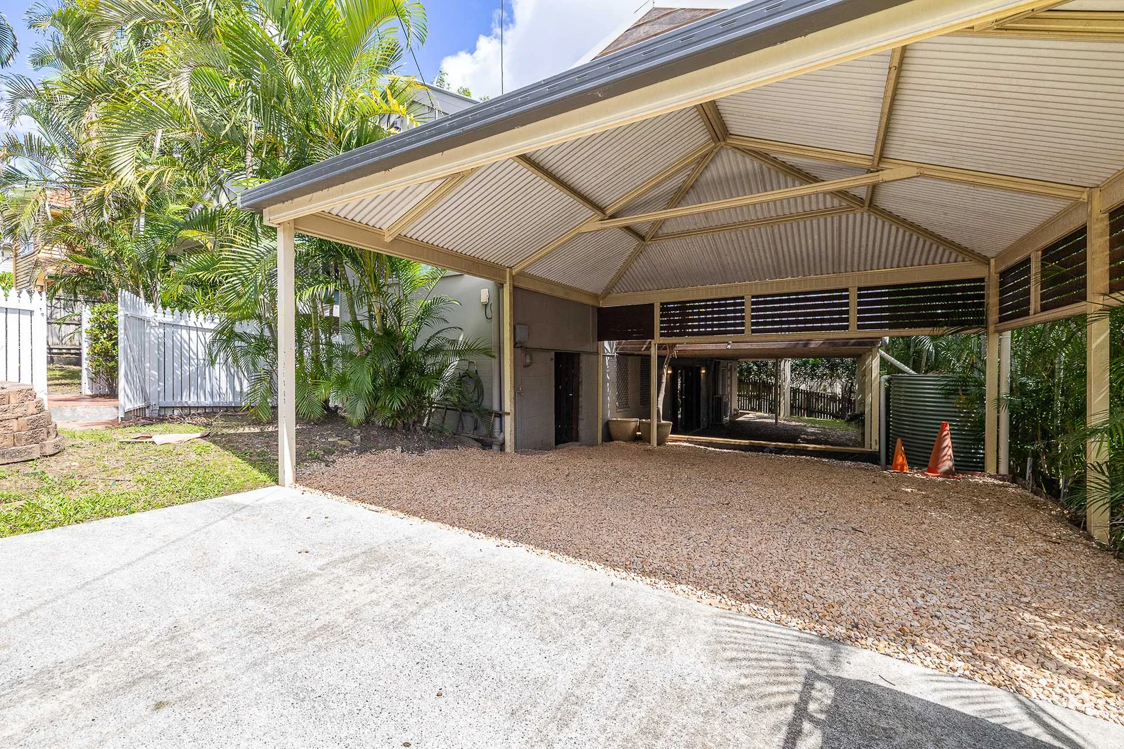 Additional image 37 of 52 Barnes Avenue, Coorparoo QLD 4151
