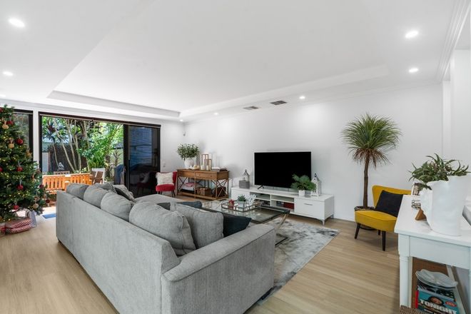 1/45 Woodroffe Avenue Main Beach 4217 - Image 5