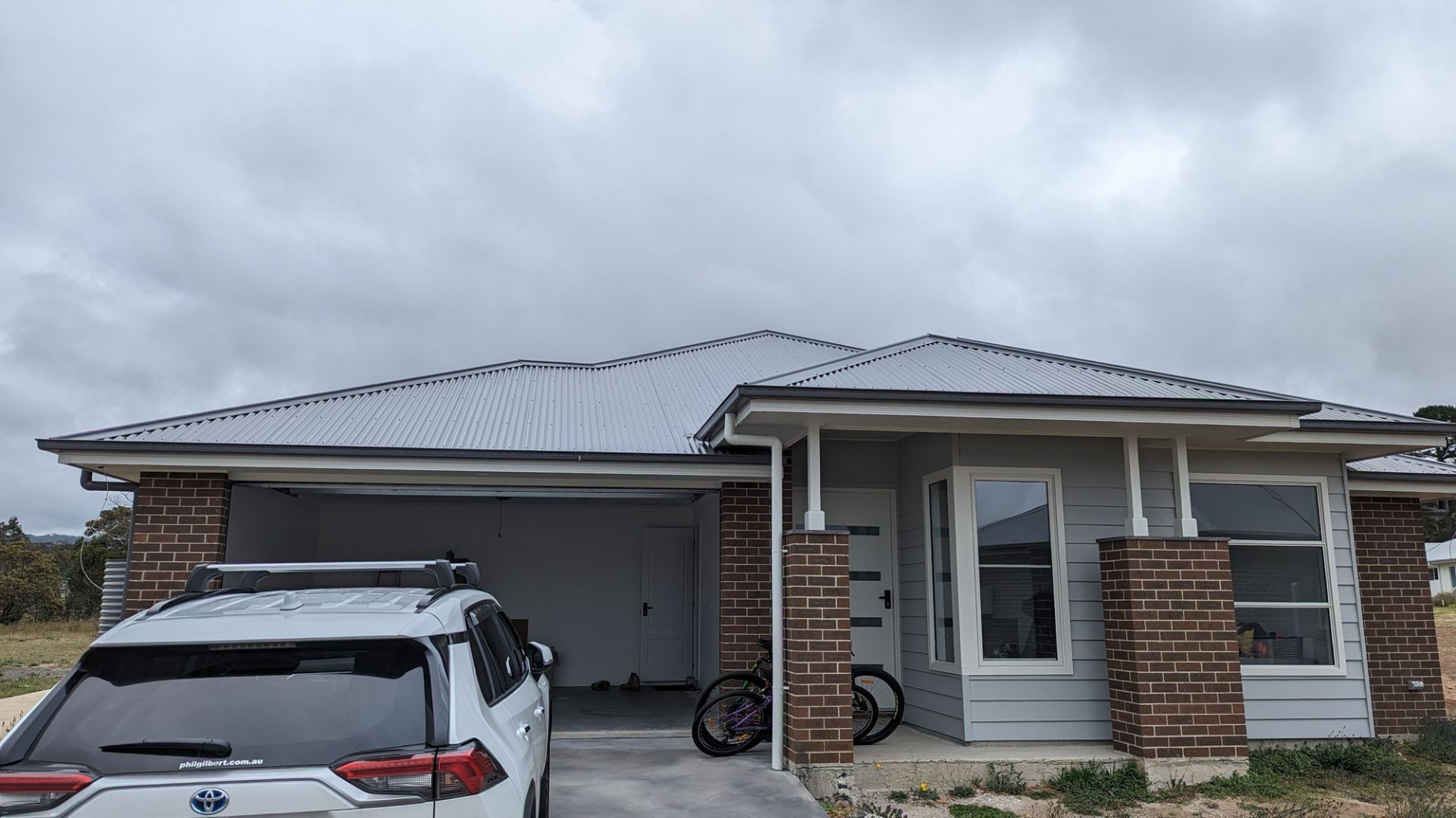4 bedrooms House in 10 Poppy Place BALACLAVA NSW, 2575