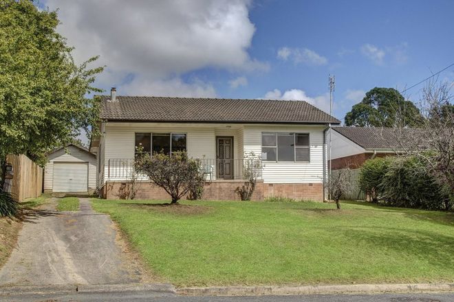 Picture of 19 Lovelle Street, MOSS VALE NSW 2577
