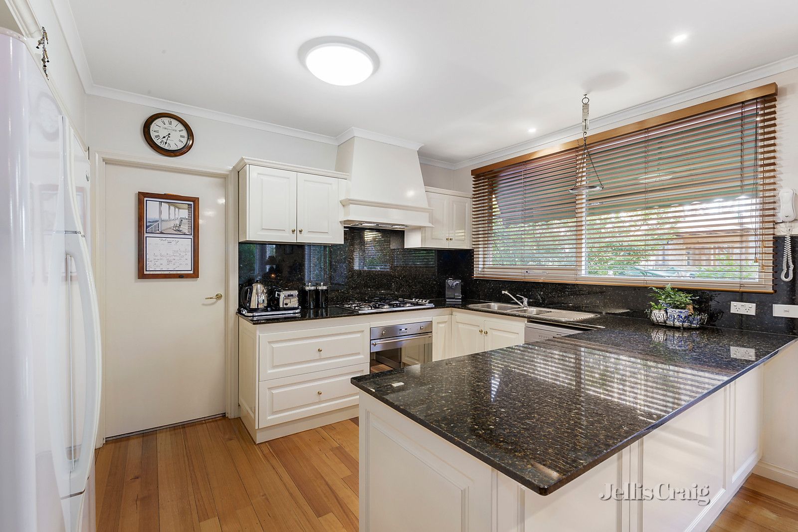 2/160 Tucker Road, Bentleigh VIC 3204, Image 2