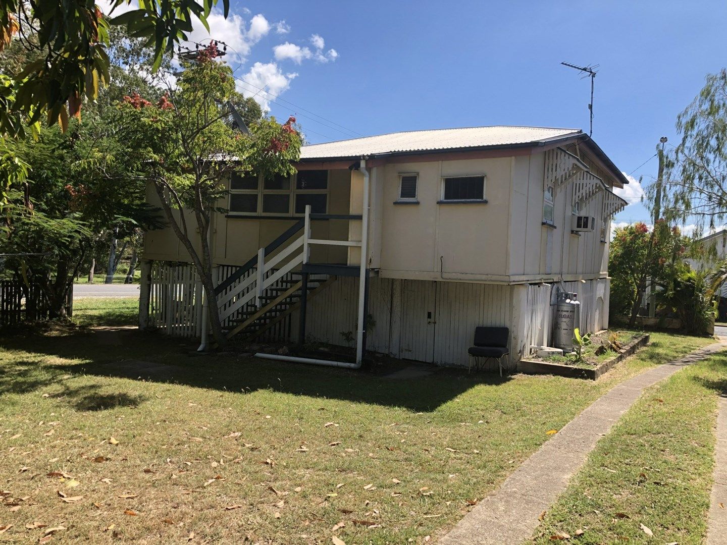 3 bedrooms House in 55 Eden Street SOUTH GLADSTONE QLD, 4680