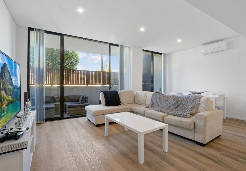 2 bedrooms Apartment / Unit / Flat in 24/37 Bradley Street GLENMORE PARK NSW, 2745