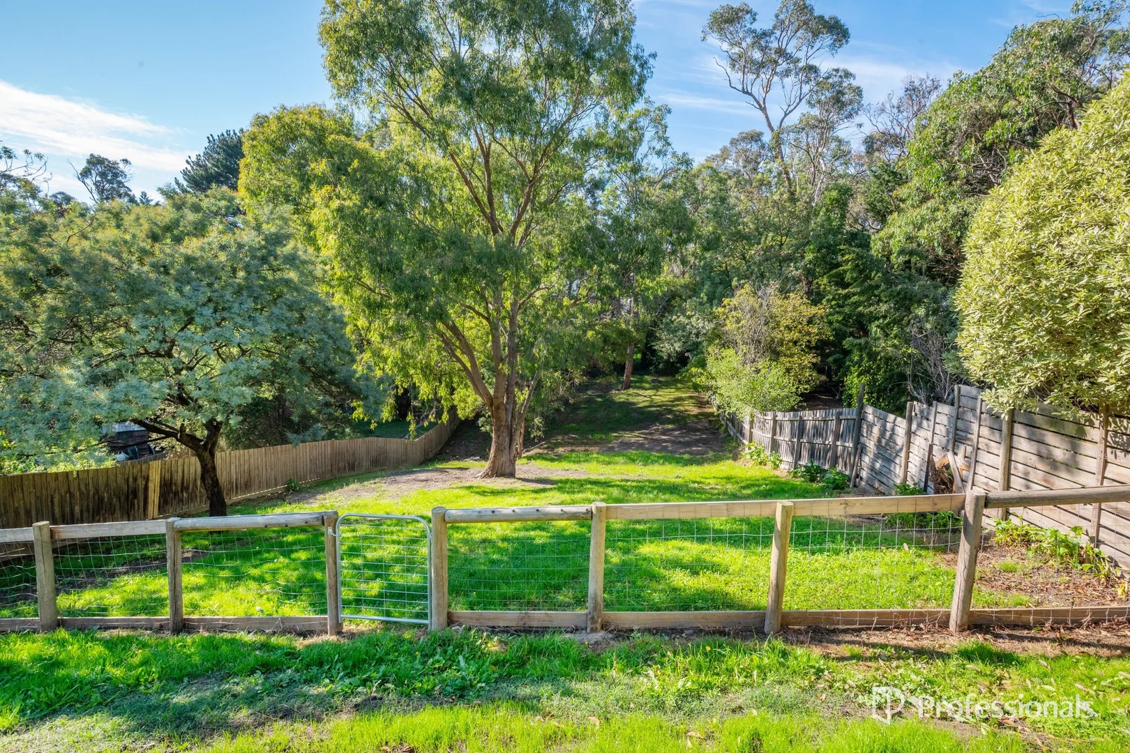 Additional image 28 of 9 Tarhilla Drive, Launching Place VIC 3139