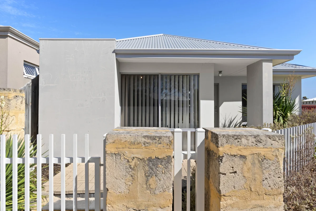 77 Seaside Avenue, Yanchep WA 6035