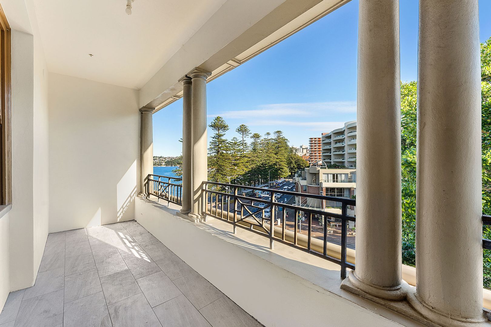 3 bedrooms Apartment / Unit / Flat in 8/53 East  Esplanade MANLY NSW, 2095