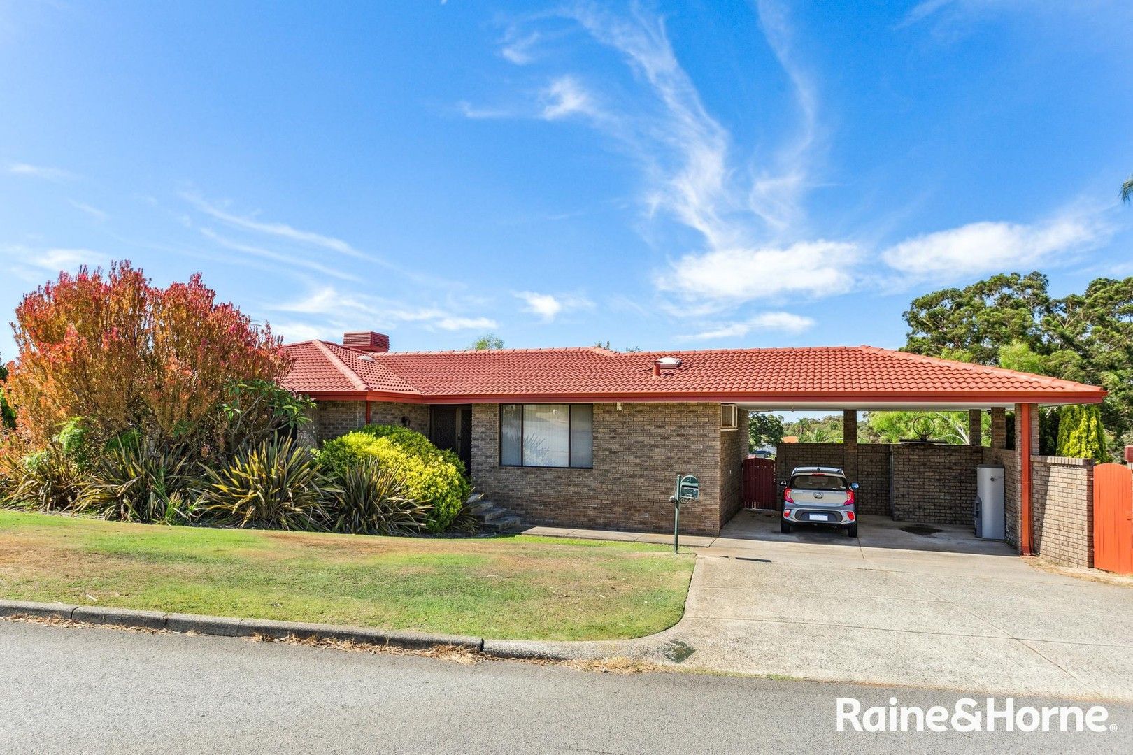 4 Norfolk Lane, Ballajura WA 6066, Image 0